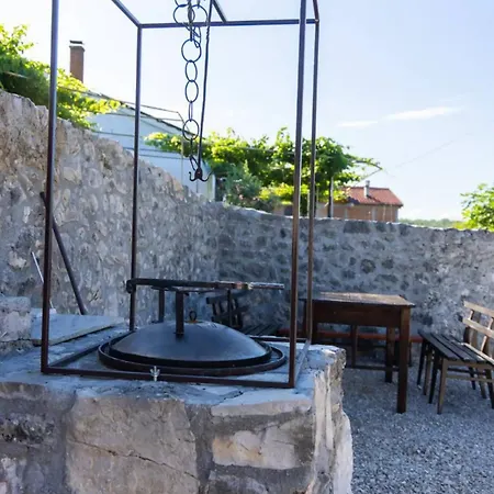 Апартаменты Old House Piperi