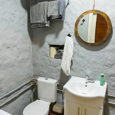Old House Piperi Apartment *
