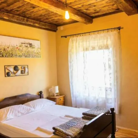 Apartament Old House Piperi Podgorica