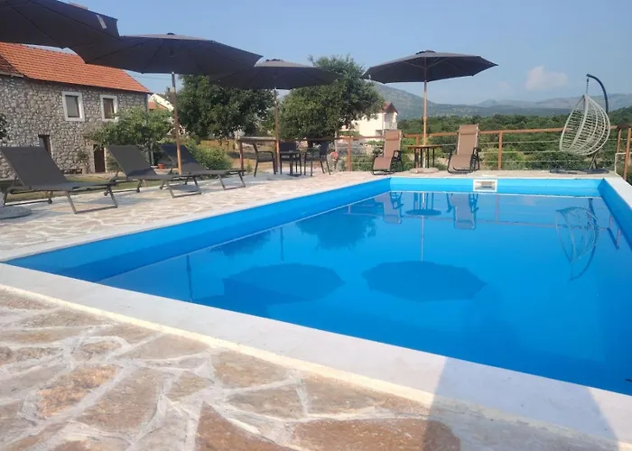 Old House Piperi Appartement *